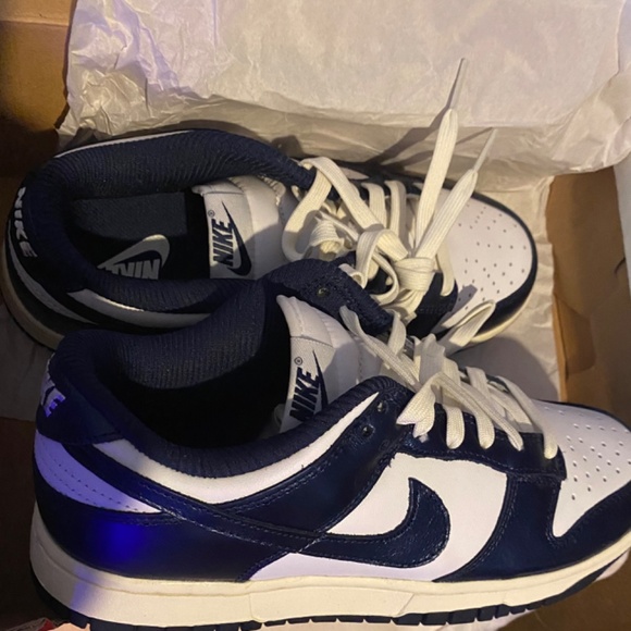 Women Nike Dunk Low Premium 'Vintage Navy' - Picture 5 of 8